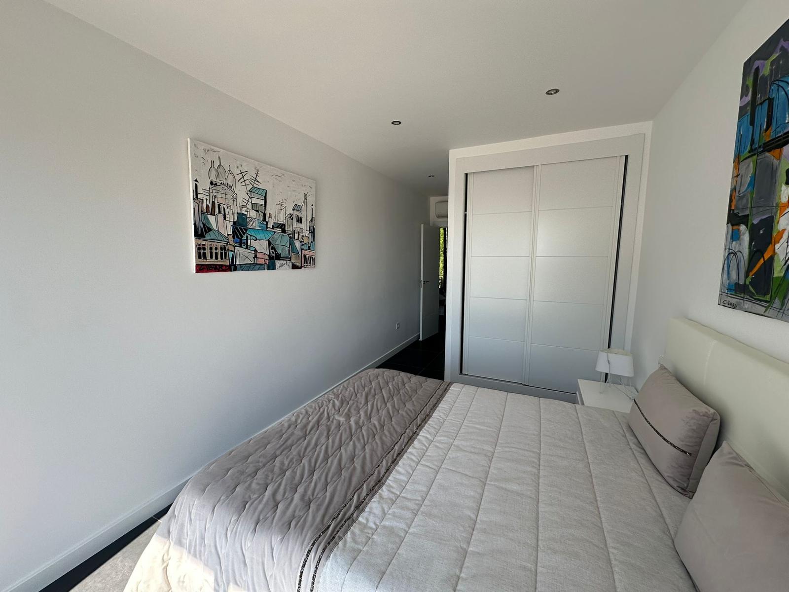 Moderne, neu gebaute Villa mit Meerblick zu verkaufen in Benimeit, Moraira