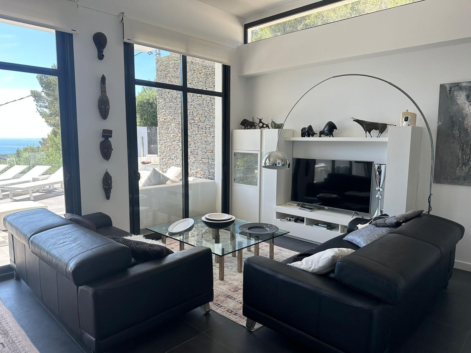 Moderne, neu gebaute Villa mit Meerblick zu verkaufen in Benimeit, Moraira