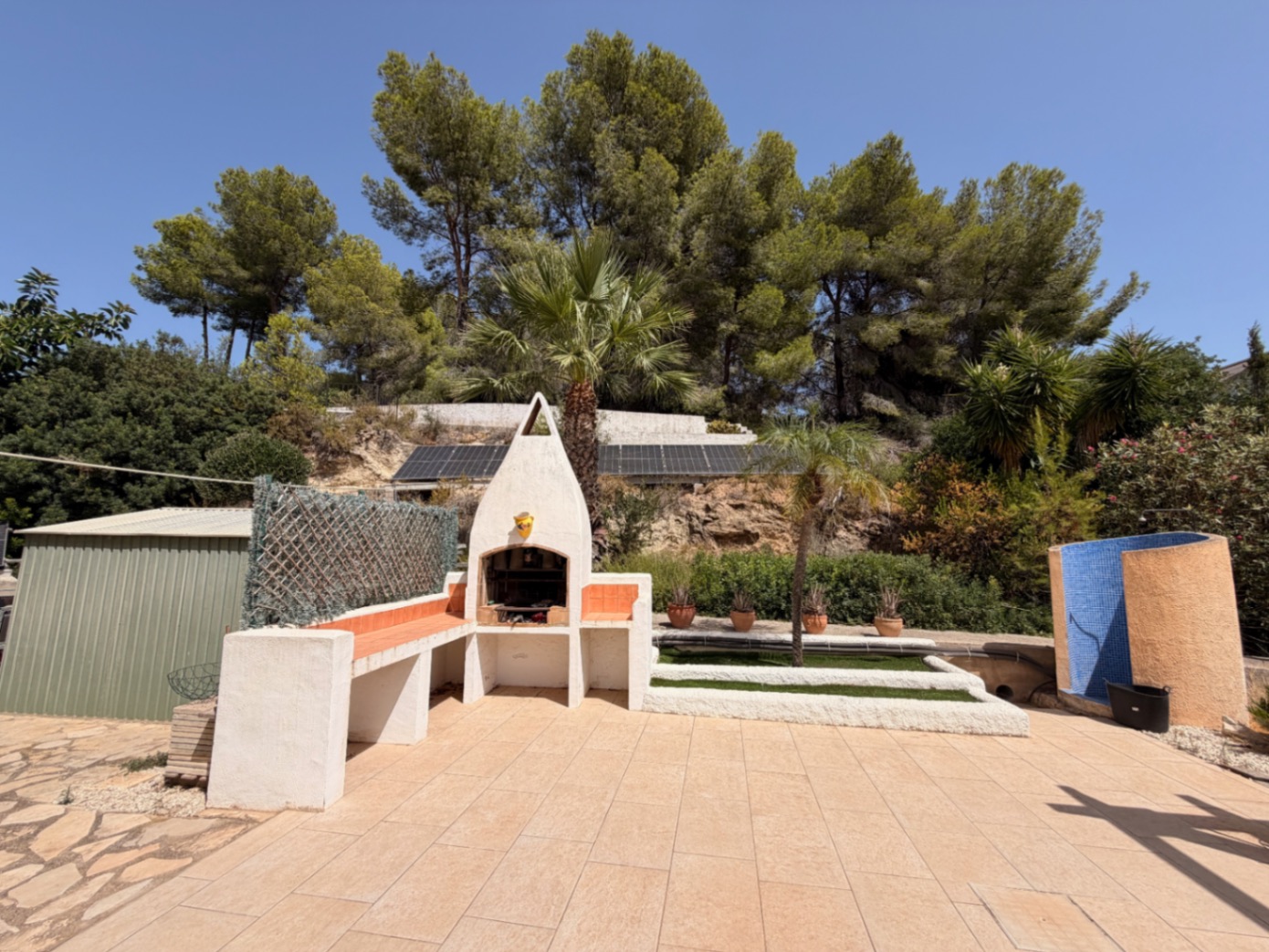 Encantadora villa en una amplia parcela en venta, a solo 20 minutos a pie de La Fustera, Benissa