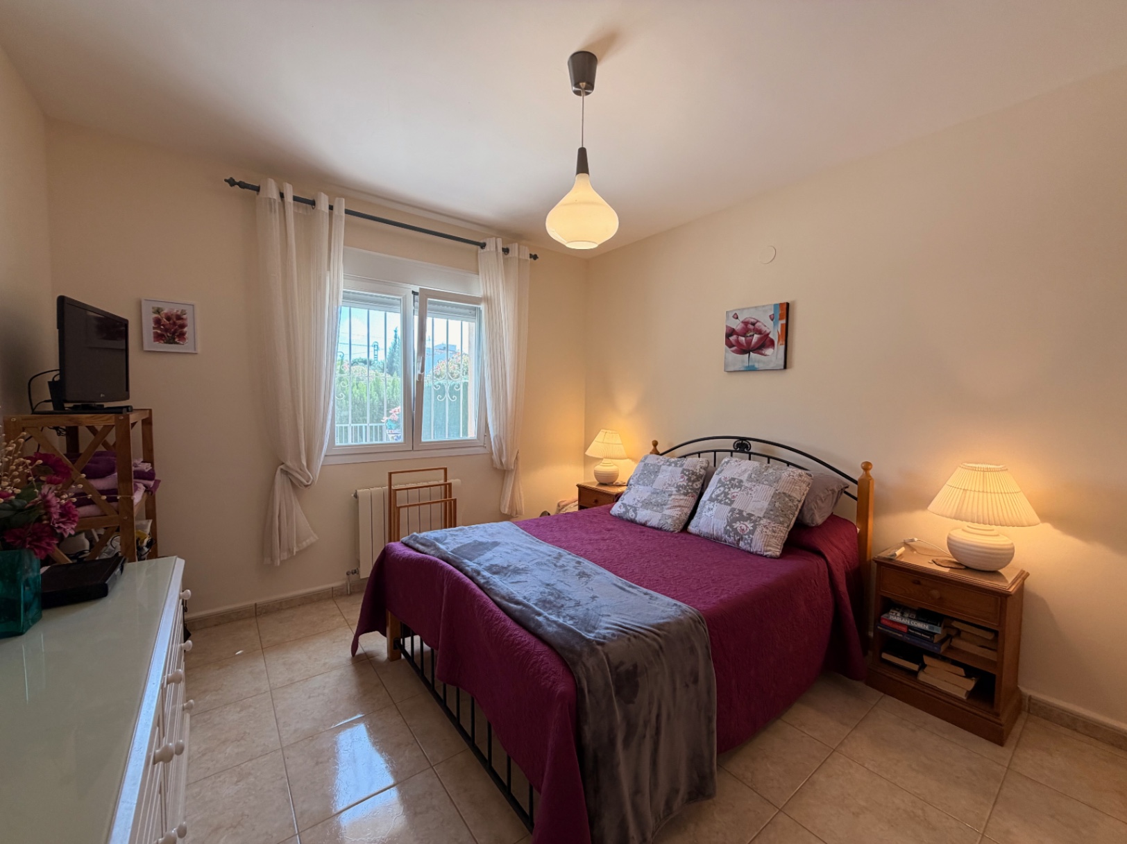 Encantadora villa en una amplia parcela en venta, a solo 20 minutos a pie de La Fustera, Benissa