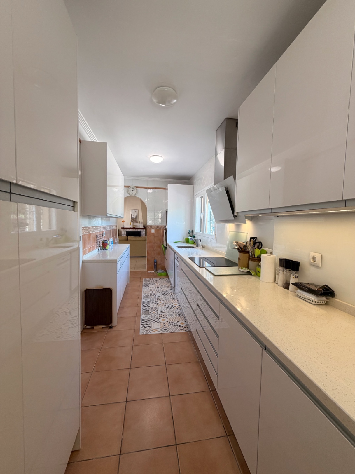 Encantadora villa en una amplia parcela en venta, a solo 20 minutos a pie de La Fustera, Benissa