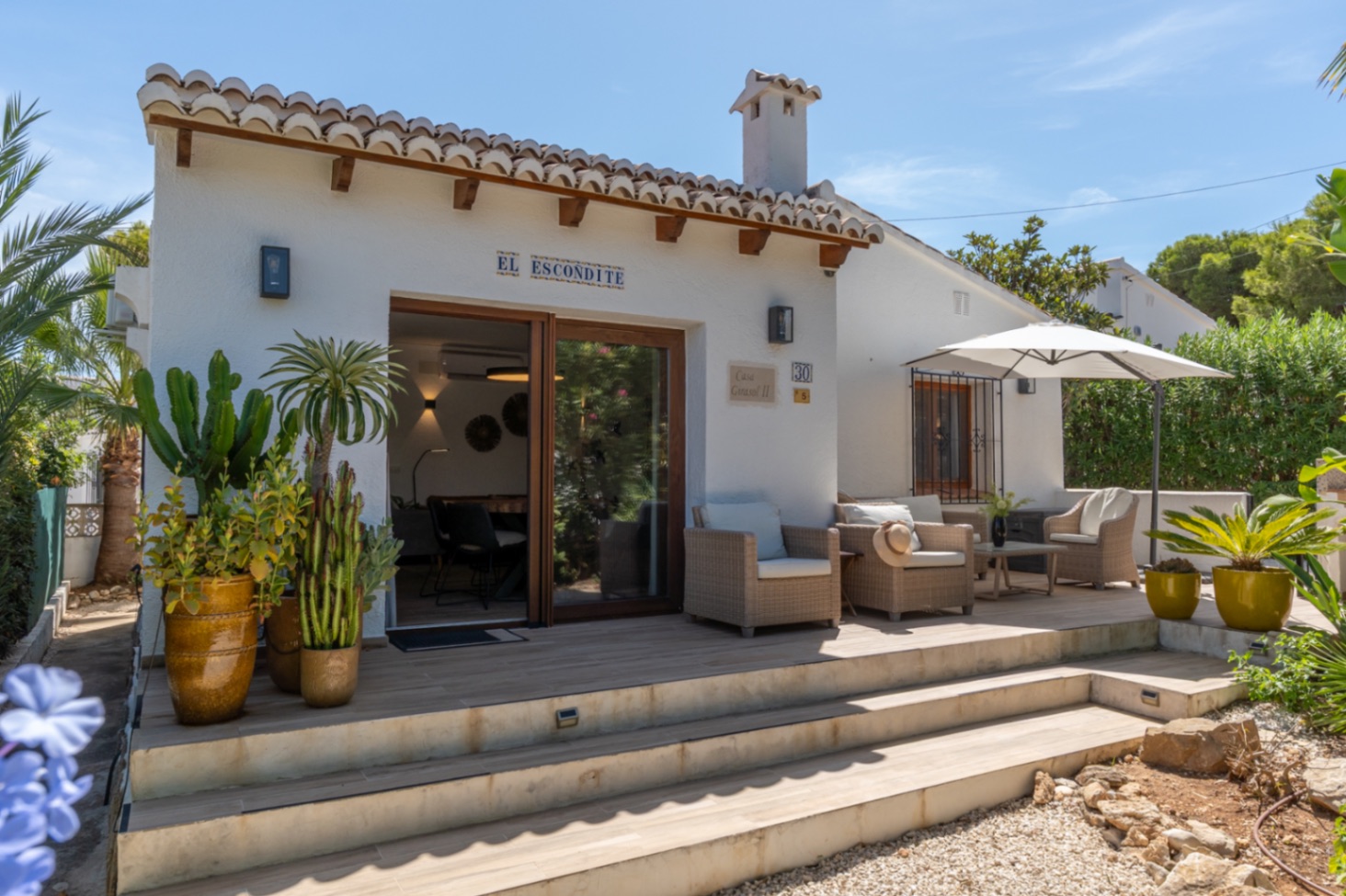 CM1NQMDU2 - Ready-to-move-in, detached bungalow with 3 bedrooms and private outdoor space in El Pinar, Moraira